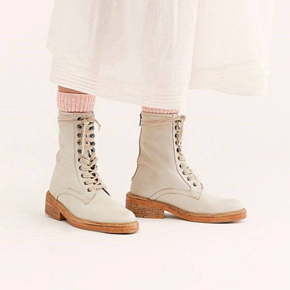 Free People Shoes - Free People women’s leather lace and zip up boots.